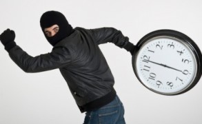 Διαχείριση χρόνου: Αναγνωρίστε τους “κλέφτες” του χρόνου σας!
