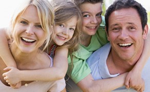 Οικογένεια: Μήπως η πηγή της ευτυχίας είναι ήδη στο σπίτι μας;