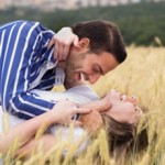 Σεξ και καλοκαίρι: Η έντονη ερωτική ζωή έχει επιπτώσεις στην υγεία μας;