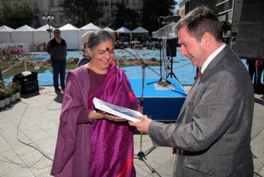 inspireyourlife_Vandana Shiva
