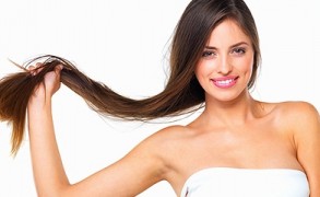 Υγιή μαλλιά: 8 συνήθειες που χρειάζεται να αλλάξω