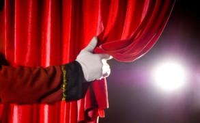 “Η ζωή είναι ένα θέατρο και πρέπει να συμμετέχεις επειδή…”