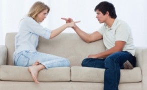 “Και φταις και δε φταις!”: Το γαϊτανάκι της αλληλοκατηγορίας στα ζευγάρια