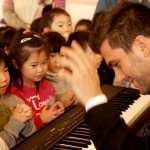 Μπορεί τελικά η μουσική να αλλάξει τον κόσμο; (video)