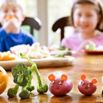 Ενθαρρύνοντας τα μικρά παιδιά να καταναλώνουν διαφορετικά λαχανικά