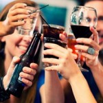 Τι κρύβει το social drinking