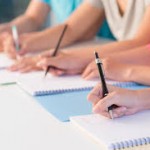 Ποιος διαπαιδαγωγεί τα παιδιά μας;