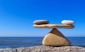 Πώς να ισορροπήσω αυτοπεποίθηση και αλαζονεία;