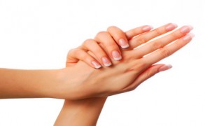 Πώς θα φροντίσετε την επιδερμίδα των χεριών σας