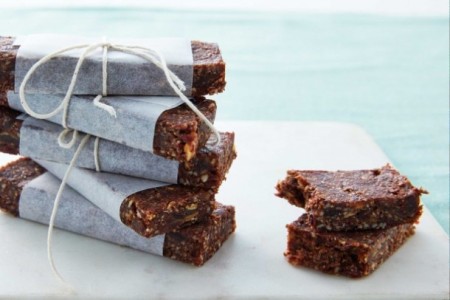 raw-energy-bars-bhavana-yoga-610x406