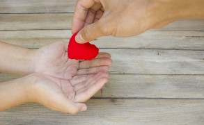 Κάνε το καλό χωρίς να κοιτάζεις που το κάνεις
